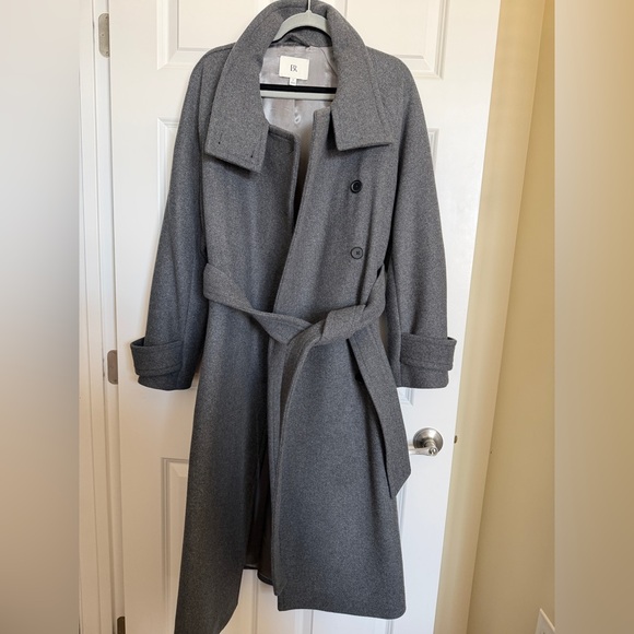 Banana Republic Gray Wool Coat - Picture 2 of 7